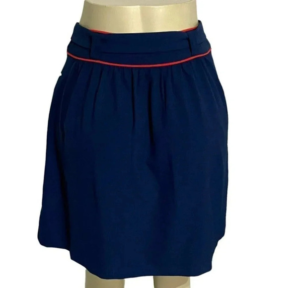 Tommy Hilfiger 2 blue with red trim belted skirt with pockets - Picture 3 of 5